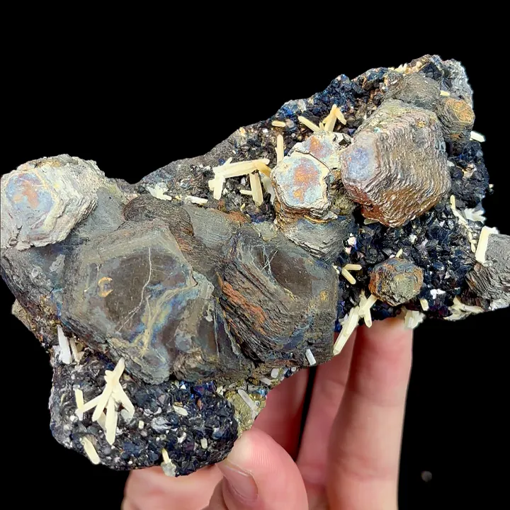 Natural Magnetite, Mineral Specimen: Inner Mongolia,China (110*70*30MM) - image 3
