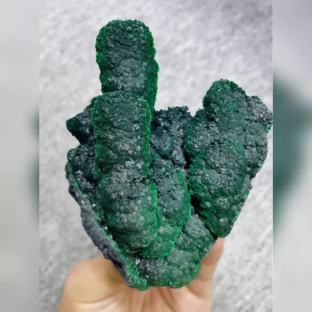 Natural Malachite comes from Guilin,Guangxi 80*100*65MM - image 5