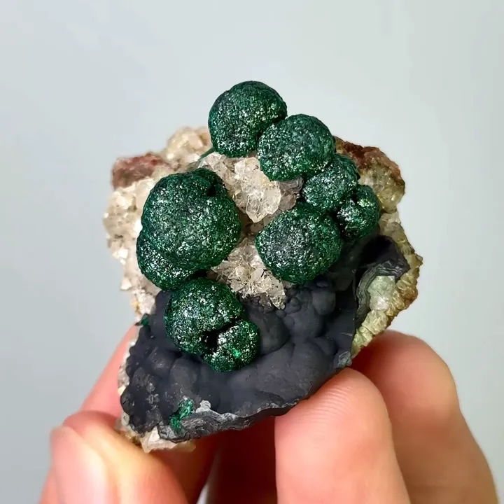 Natural Malachite & Quartz,Mineral Specimen:Guangxi,China (35*30*35mm) - image 2