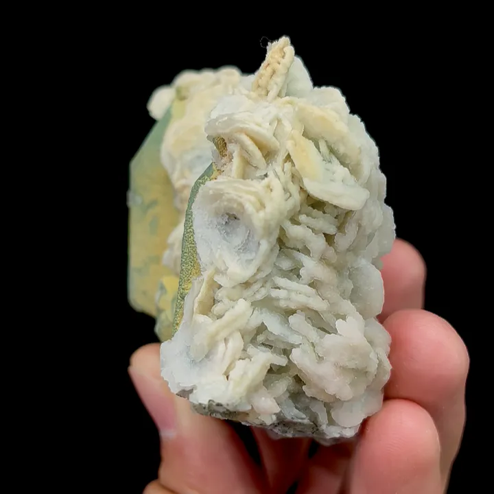 Natural Matcha Crystal and Calcite,Columnar Mineral Specimen:NEIMENGGU,China (75*60*40mm) - image 2