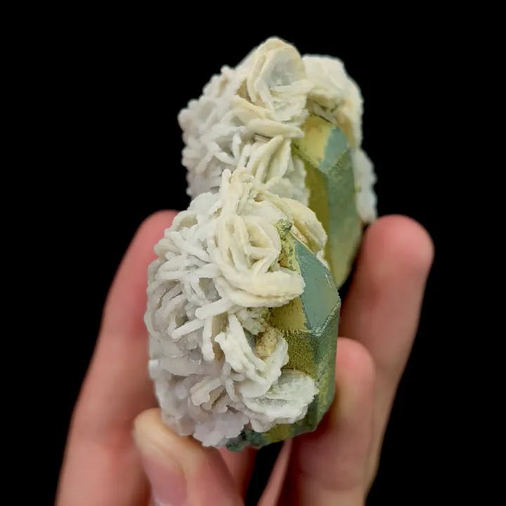 Natural Matcha Crystal and Calcite,Columnar Mineral Specimen:NEIMENGGU,China (75*60*40mm) - image 4