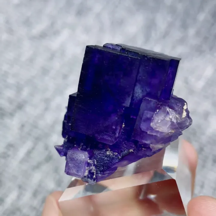 Natural Matrix Fluorite, Mineral Specimen: Xinjiang,China (30*30*25MM) - image 2