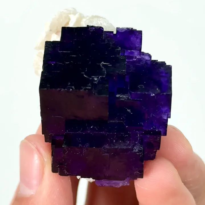 Natural Matrix Fluorite, Mineral Specimen:Xinjiang,China (35*40*30MM) - image 5