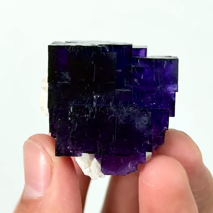 Natural Matrix Fluorite, Mineral Specimen:Xinjiang,China (35*40*30MM) - image 4