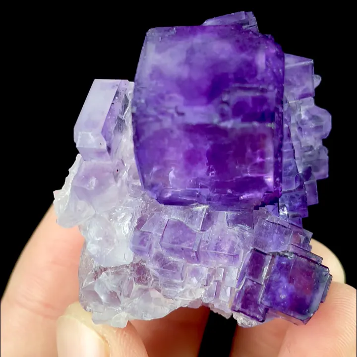 Natural Matrix Fluorite, Mineral Specimen:Xinjiang,China (35*45*35MM) image