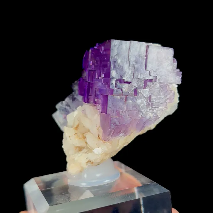 Natural Matrix Fluorite, Mineral Specimen:Xinjiang,China (40*35*35MM) - image 3