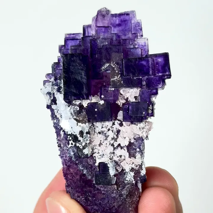 Natural Matrix Fluorite, Mineral Specimen:Xinjiang,China (40*65*30MM) image