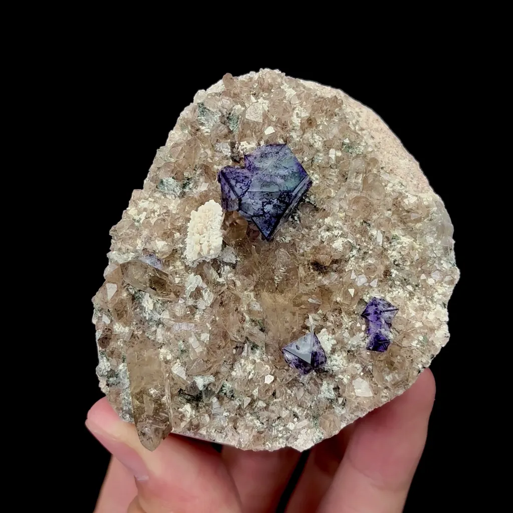 Natural Octahedral Fluorite and Smoky Crystal Mineral Specimen,High Quality Specimen,YUNXIAO,FUJIAN,CHINA(73*60*33mm) - image 4