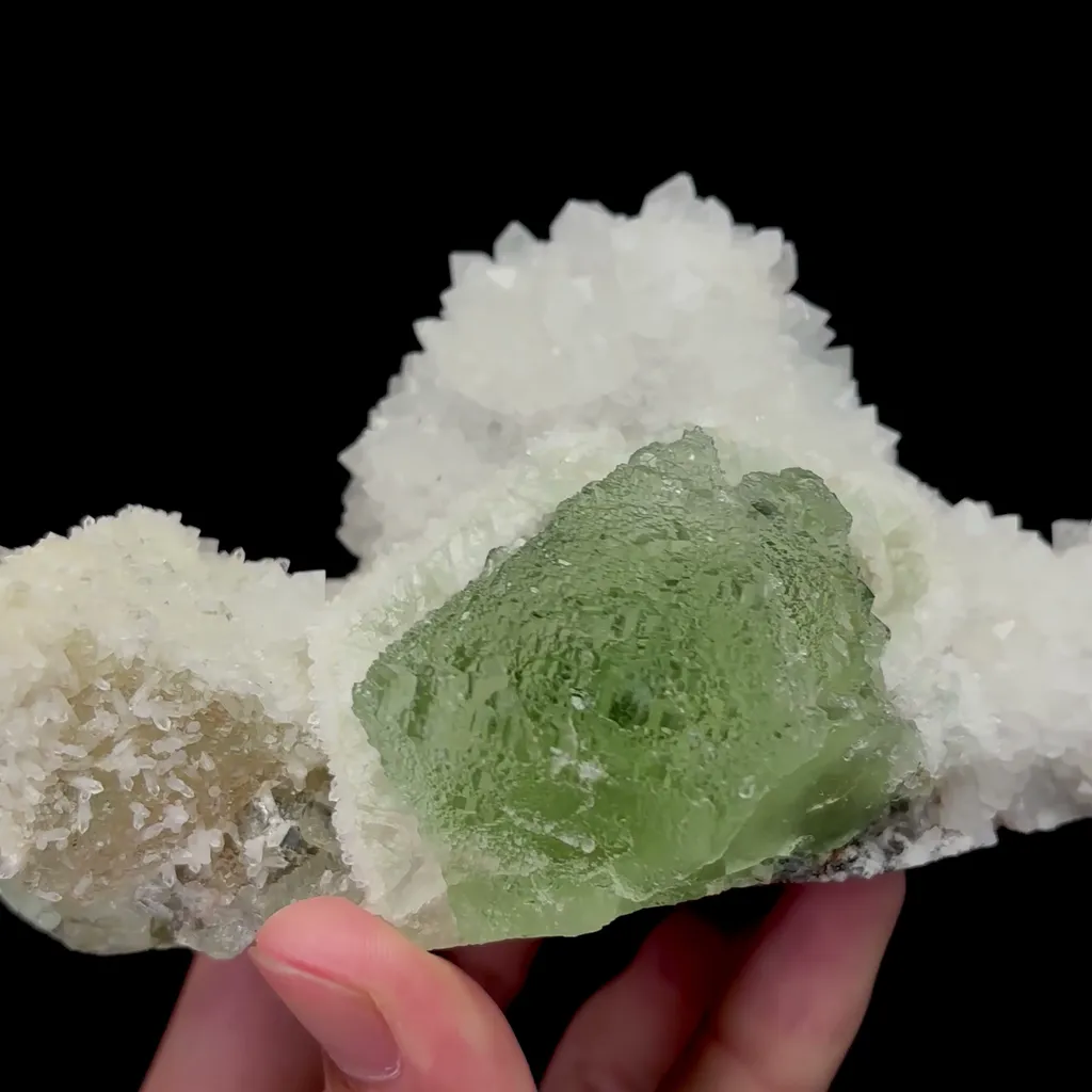 Natural Octahedral Green Fluorite and Crystal Mineral Specimen,High Quality Specimen,ZHEJIANG,CHINA(170*120*55mm) - image 2