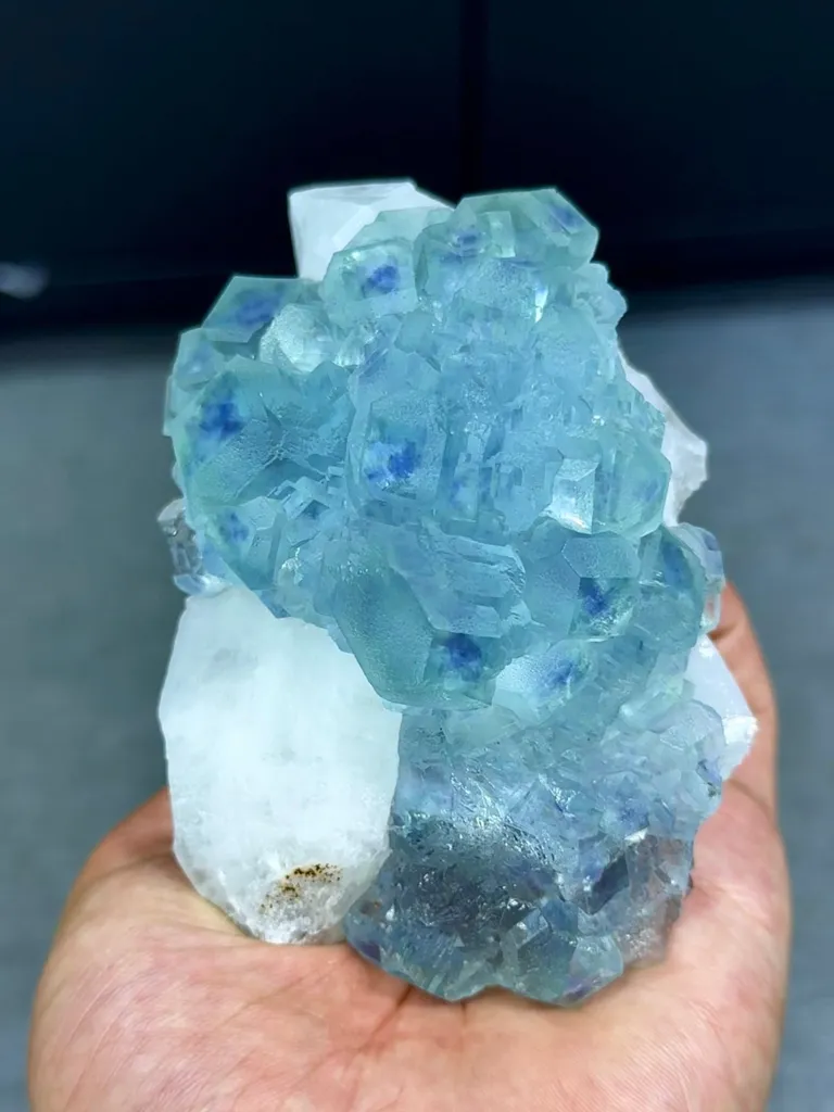 Natural Phantom Fluorite and Quartz Symbiosis comes from Fujian,China 100*75*60MM image
