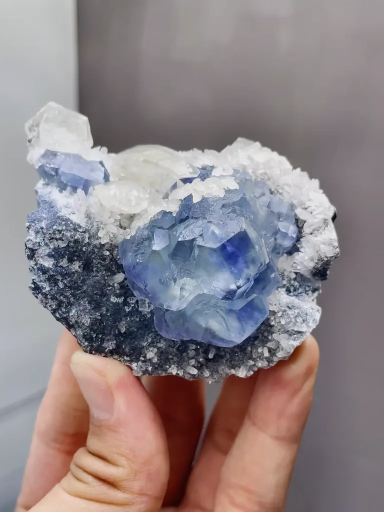 Natural Phantom Fluorite coexists with Mercedes-Benz Calcite and Quartz comes from Fujian,China 65*40*55MM - image 5