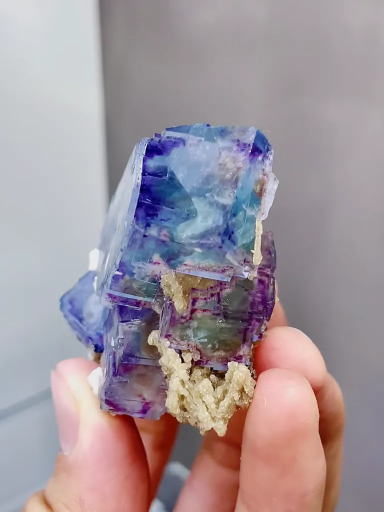 Natural Phantom Fluorite coexists with Mica comes from Yaogangxian,Hunan 50*30*60MM - image 3