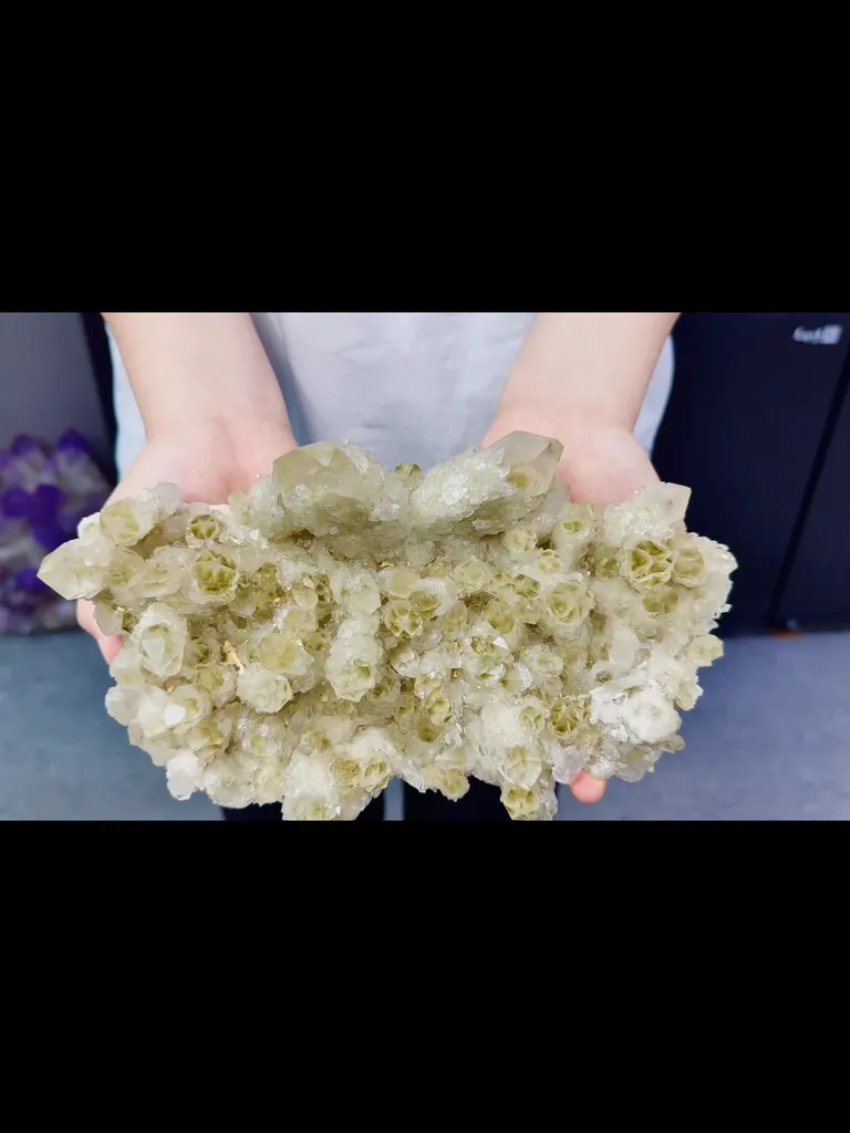 Natural Pineapple Citrine from Madagascar240*125*70MM - image 2