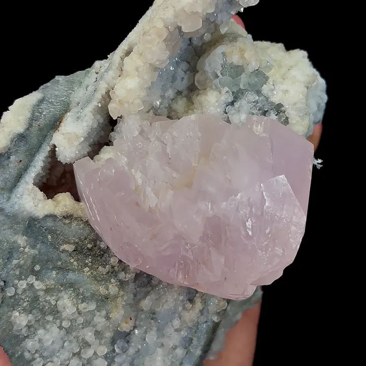 Natural Pink Calcite, Mineral Specimen:Fujian,China (115*110*70MM) - image 2