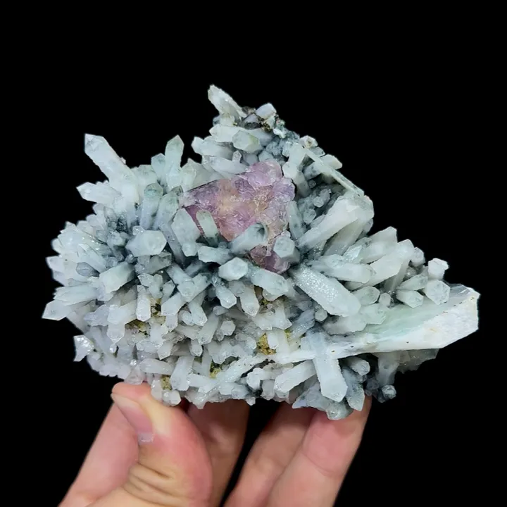 Natural Pink Octahedral Fluorite and Quartz Cluster, Mineral Specimen: Inner Mongolia,China (110*80*55MM) image