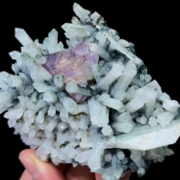 Natural Pink Octahedral Fluorite and Quartz Cluster, Mineral Specimen: Inner Mongolia,China (110*80*55MM) - image 2