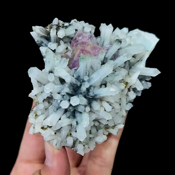 Natural Pink Octahedral Fluorite and Quartz Cluster, Mineral Specimen: Inner Mongolia,China (110*80*55MM) - image 4