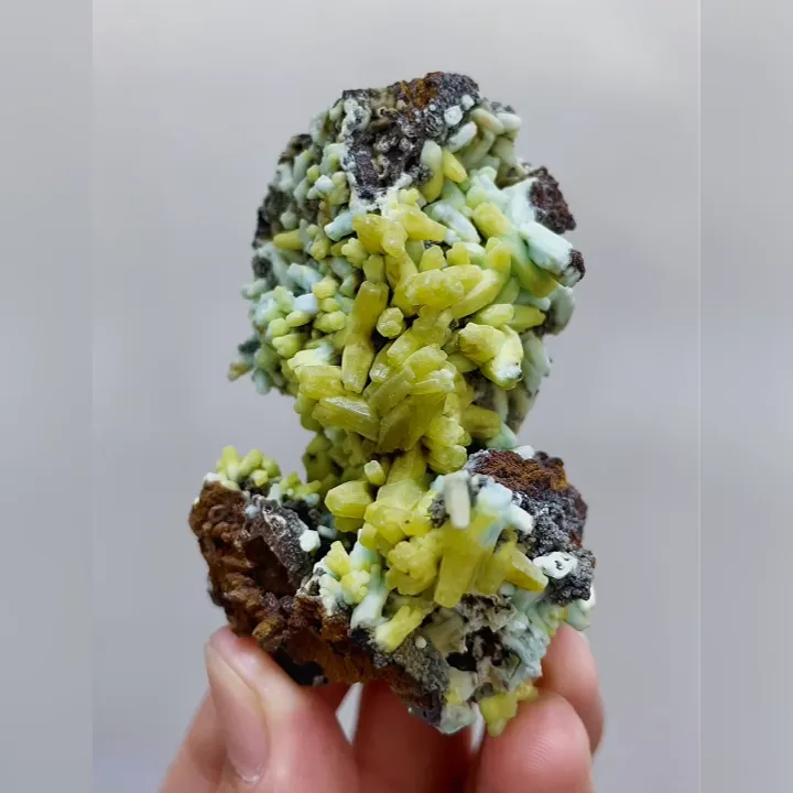 Natural Plumbogummite comes from Guilin,Guangxi 45*70*40MM - image 5