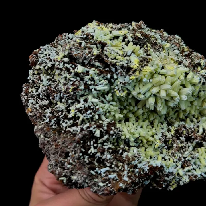 Natural Plumbogummite, Mineral Specimen:Guangxi,China (125*105*50MM) - image 2