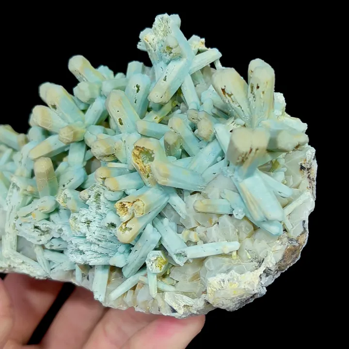 Natural Plumbogummite, Mineral Specimen:Guangxi,China (155*85*55MM) - image 4