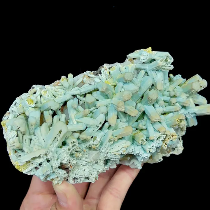 Natural Plumbogummite, Mineral Specimen:Guangxi,China (155*85*55MM) - image 3