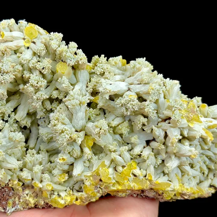 Natural Plumbogummite, Mineral Specimen:Guangxi,China (180*105*65MM) - image 4