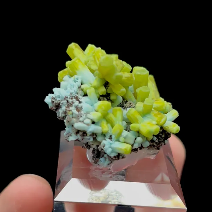 Natural Plumbogummite,Mineral Specimen: GUANGXI China(30*45*30mm) - image 3