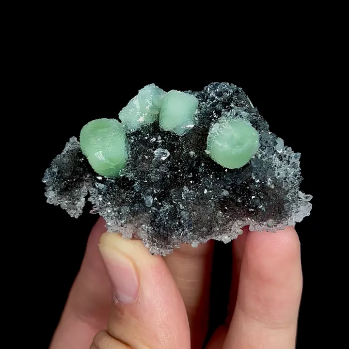 Natural Prehnite and Quartz, Mineral Specimen:Yunnan,China (60*35*15MM) - image 4