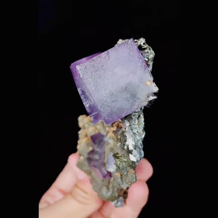 Natural Purple Cubic Fluorite and Arsenopyrite, Mineral Specimen:Yaogangxian,Hunan (65*115*35MM) image
