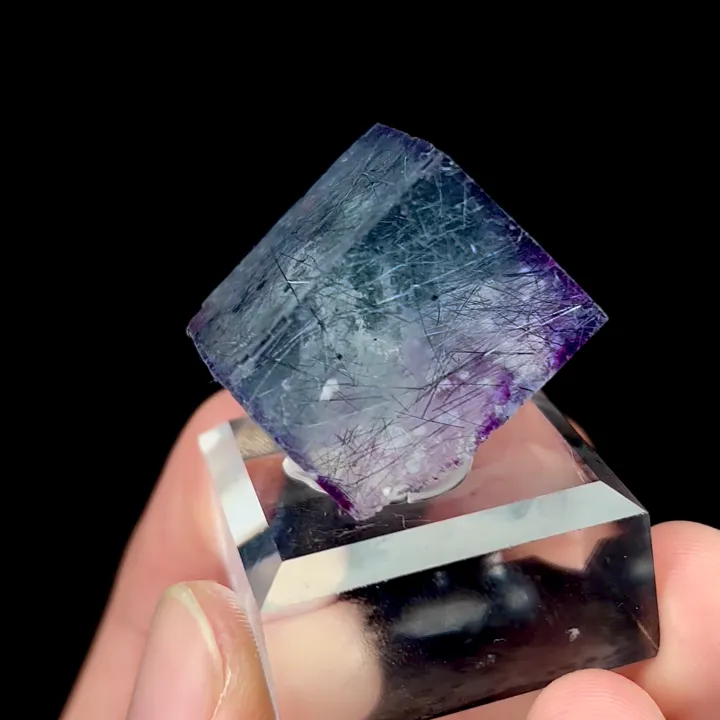 Natural Purple Cubic Fluorite and Bismuthinite, Mineral Specimen:Yaogangxian,Hunan (20*20*15MM) image