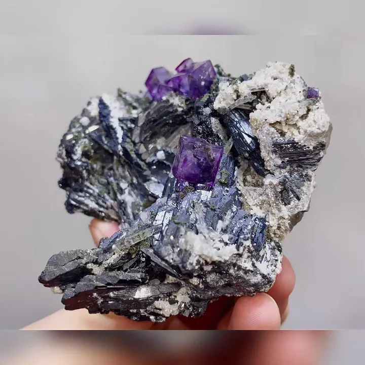 Natural Purple Cubic Fluorite and Black Wolframite Symbiosis comes from Yaogangxian,Hunan 95*80*45MM - image 3