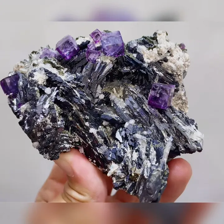 Natural Purple Cubic Fluorite and Black Wolframite Symbiosis comes from Yaogangxian,Hunan 95*80*45MM image