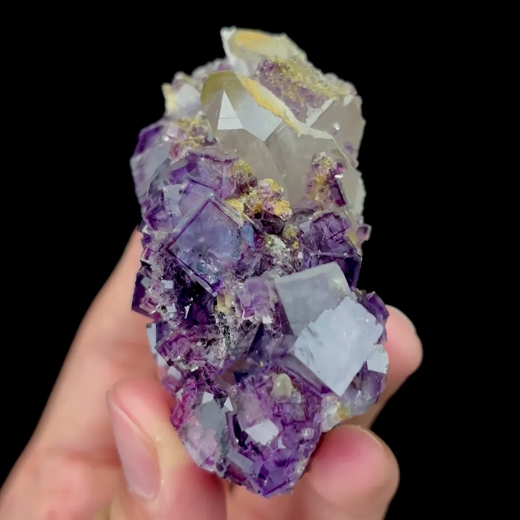 Natural Purple Cubic Fluorite and Clear Quartz Mineral Specimen,High Quality Specimen,YAO GANG XIAN,HUNAN,CHINA(70*35*45mm) - image 3