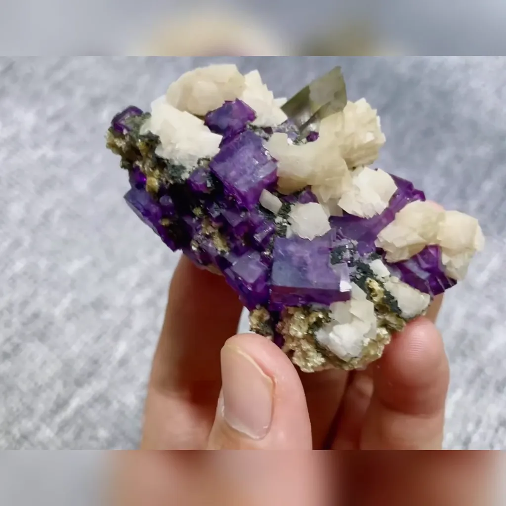 Natural Purple Cubic Fluorite and Dolomite Symbiosis Inner Mongolia,China 65*40*35MM - image 6
