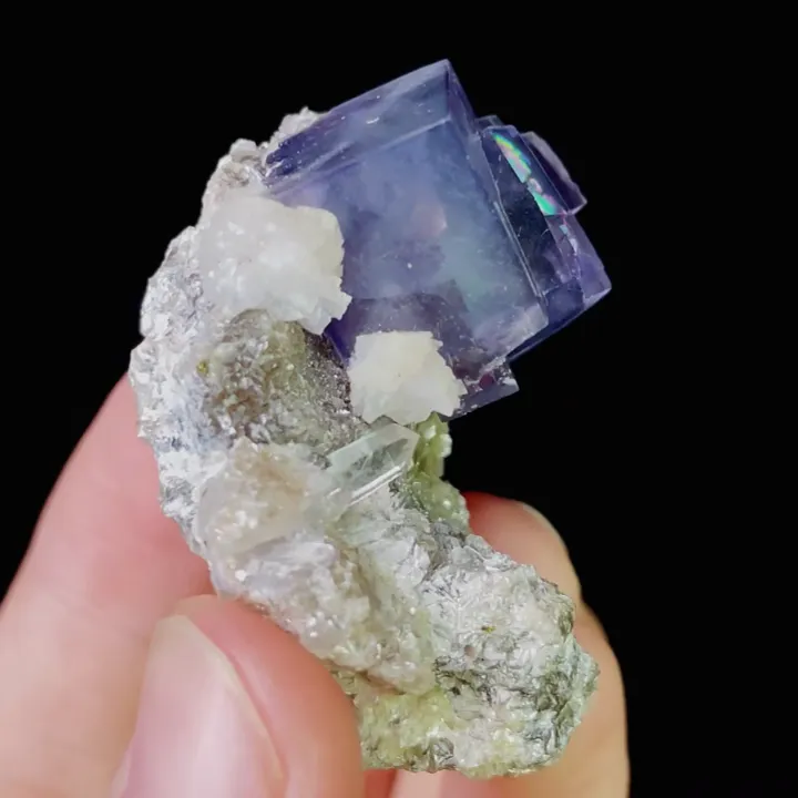 Natural Purple Cubic Fluorite and Mica,Mineral Specimen:Yaogangxian,Hunan (30*45*30MM) - image 5