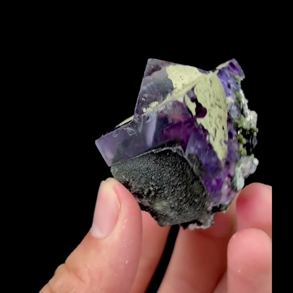 Natural Purple Cubic Fluorite and Pyrite Mineral Specimen,High Quality Specimen,YINDU,INNER MONGOLIA,CHINA(46*48*35mm) - image 3