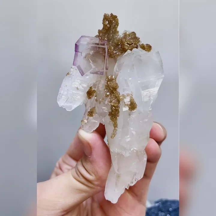 Natural Purple Cubic Fluorite and Quartz and Mica Symbiosis comes from Yaogangxian,Hunan 55*100*35MM - image 5