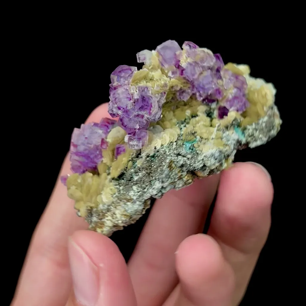 Natural Purple Cubic Fluorite and Quartz Mineral Specimen,High Quality Specimen,CHENZHOU,HUNAN,CHINA(60*35*30mm) - image 3