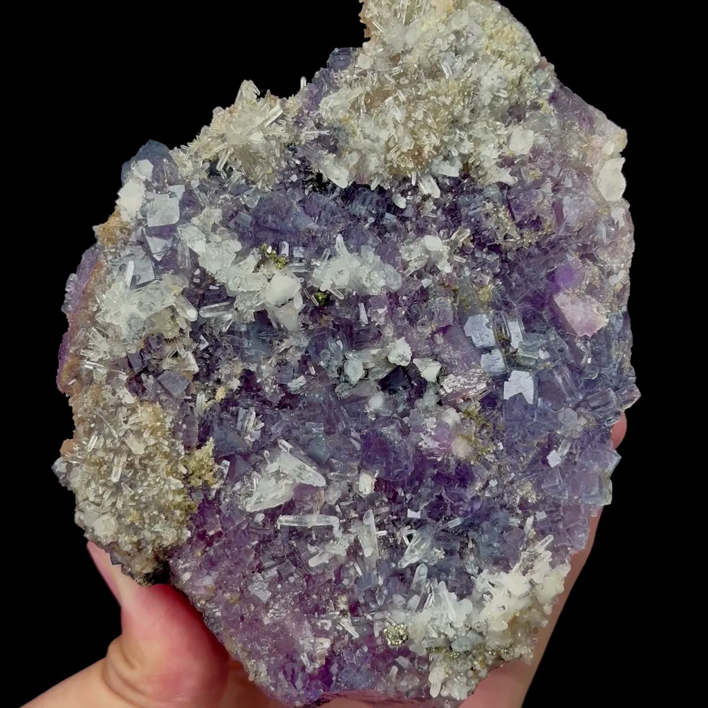 Natural Purple Cubic Fluorite and Quartz Mineral Specimen,High Quality Specimen,YAO GANG XIAN,HUNAN,CHINA(130*100*35mm) - image 4