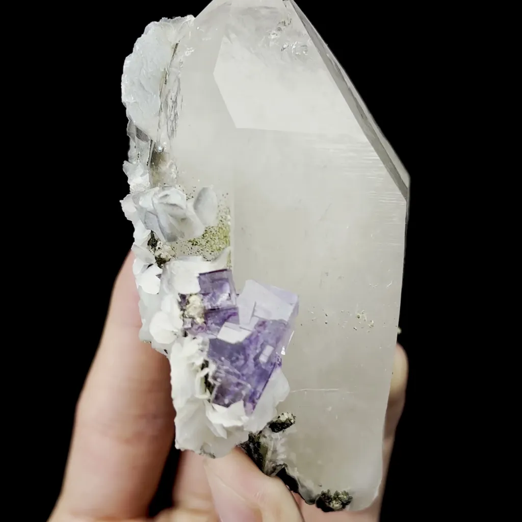Natural Purple Cubic Fluorite and Quartz Mineral Specimen,High Quality Specimen,YAO GANG XIAN,HUNAN,CHINA(65*45*90mm) image