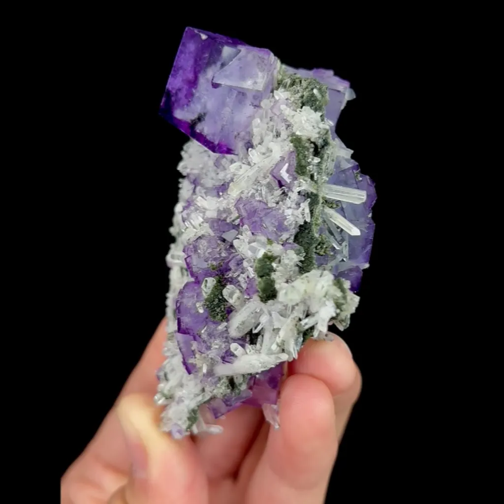 Natural Purple Cubic Fluorite and Quartz , Mineral Specimen:Yaogangxian,Hunan (45*80*30MM) image