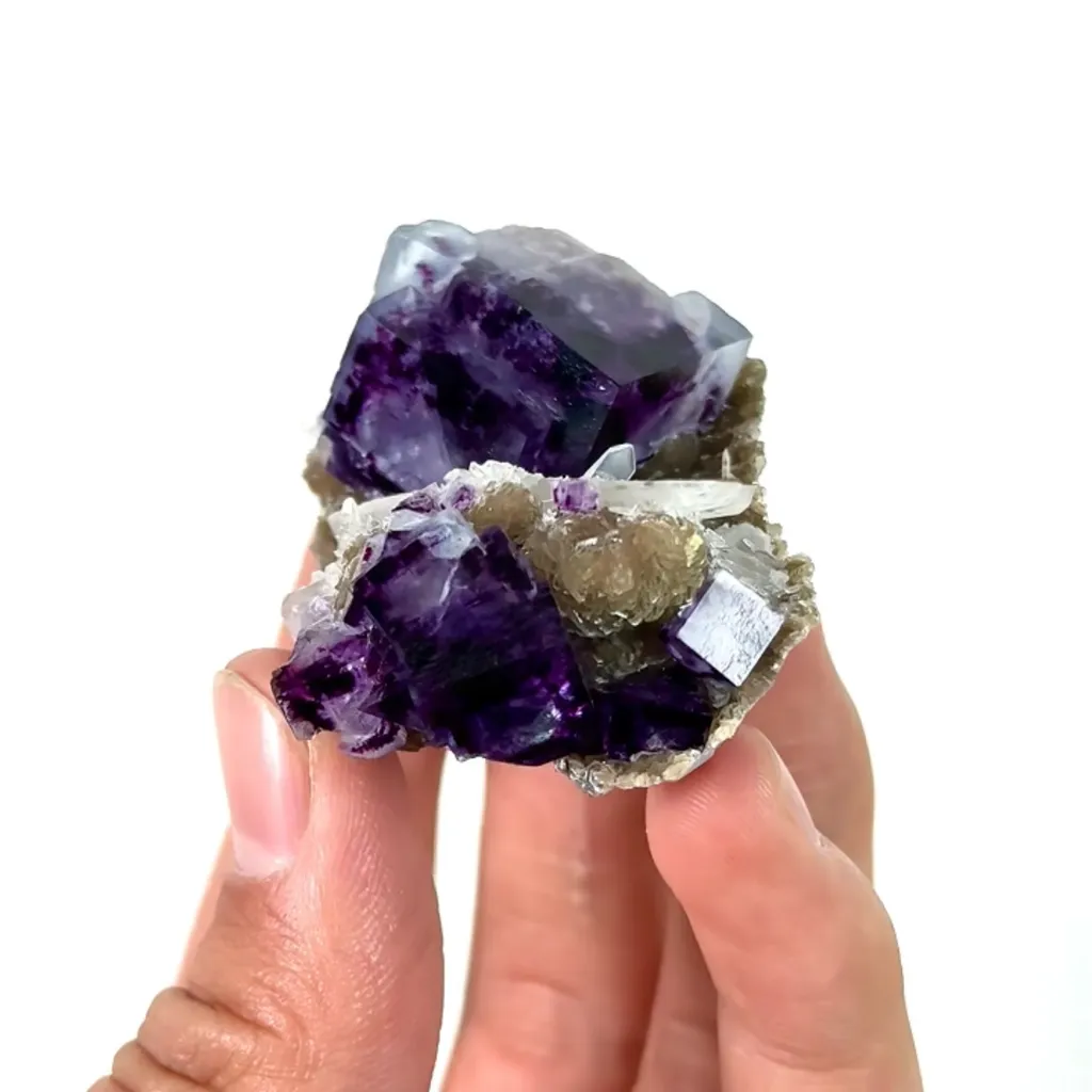 Natural Purple Cubic Fluorite and Quartz, Mineral Specimen:Yaogangxian,Hunan (55*35*25MM) - image 5