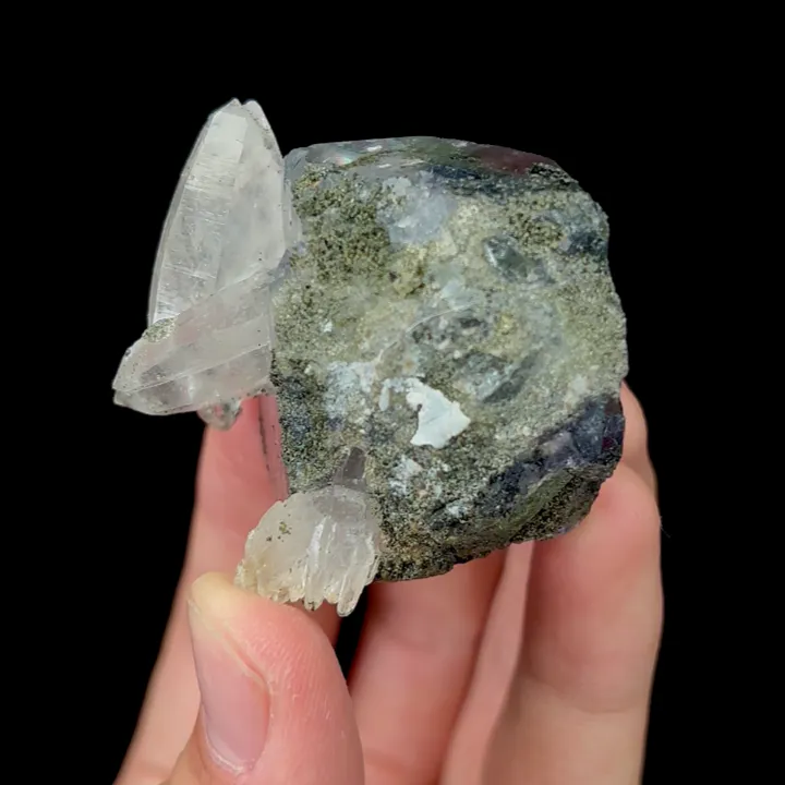 Natural Purple Cubic Fluorite and Quartz Symbiosis comes from Yaogangxian,Hunan 30*25*40MM - image 3