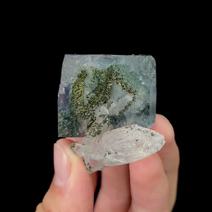 Natural Purple Cubic Fluorite and Quartz Symbiosis comes from Yaogangxian,Hunan 30*25*40MM - image 4