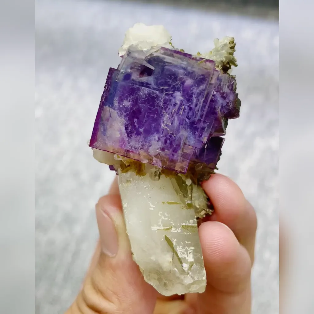 Natural Purple Cubic Fluorite and Quartz Symbiosis comes from Yaogangxian,Hunan 30*60*30MM image