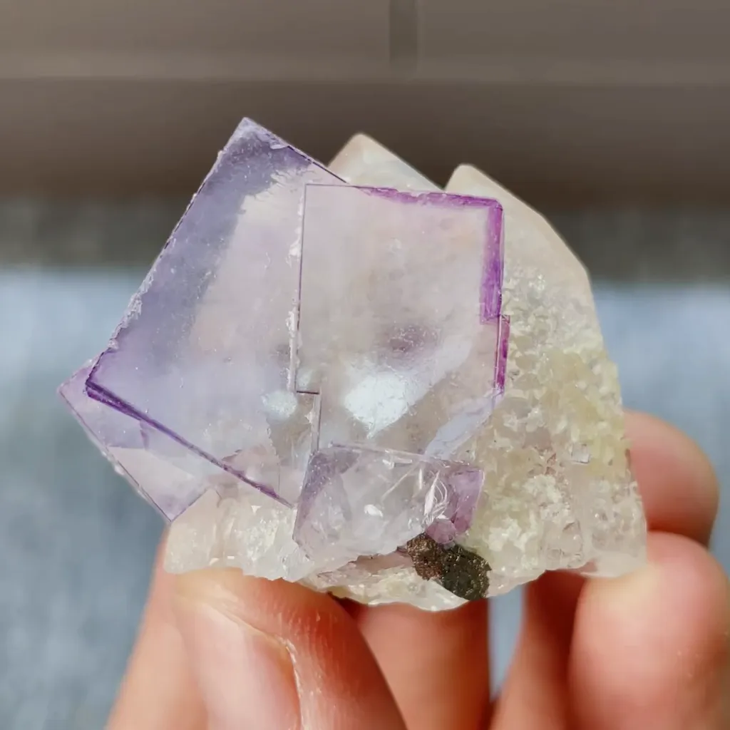 Natural Purple Cubic Fluorite and Quartz Symbiosis comes from Yaogangxian,Hunan 40*35*25MM image
