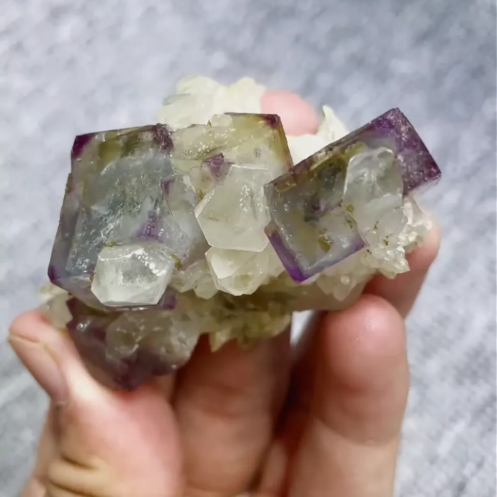 Natural Purple Cubic Fluorite and Quartz Symbiosis comes from Yaogangxian,Hunan 65*35*35MM - image 5
