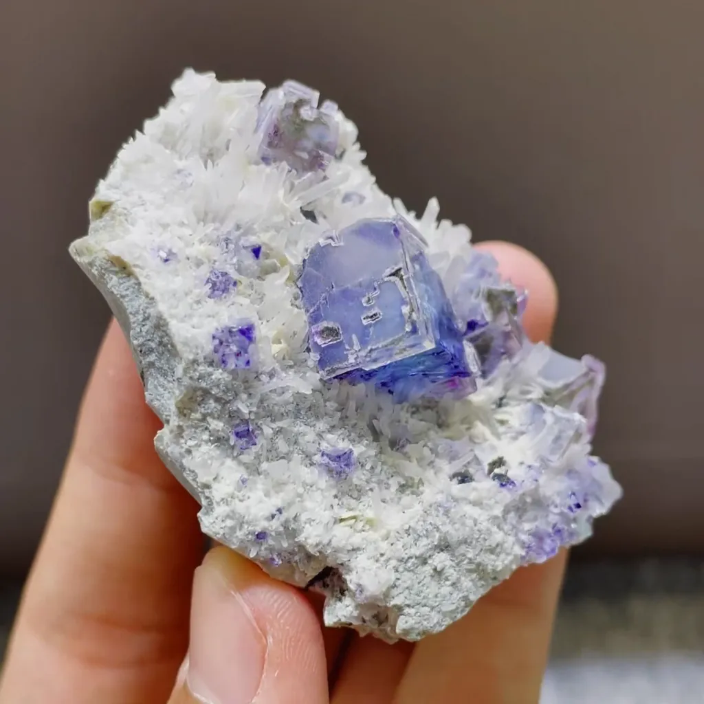 Natural Purple Cubic Fluorite and Quartz Symbiosis comes from Yindu,Inner Mongolia 60*45*25MM - image 2