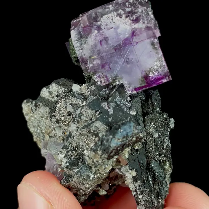 Natural Purple Cubic Fluorite and Wolframite, Mineral Specimen: Yaogangxian,Hunan (30*40*25MM) - image 4