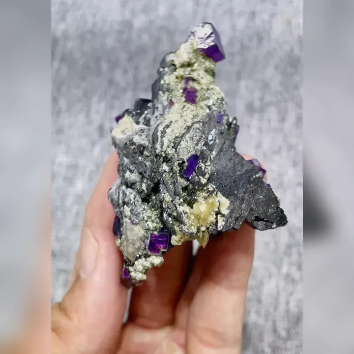Natural Purple Cubic Fluorite & Black Wolframite, Mineral Specimen: Yaogangxian,Hunan (45*75*35mm) - image 3